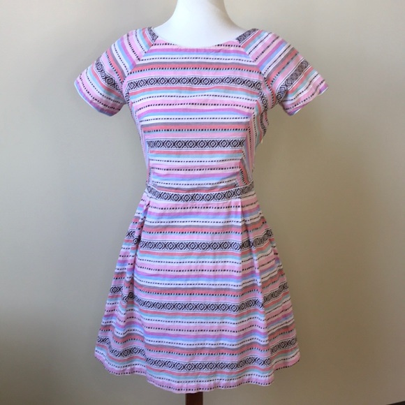 Dolce Vita Dresses & Skirts - 💜5/$25 Dolce Vita Short Sleeve Dress💜